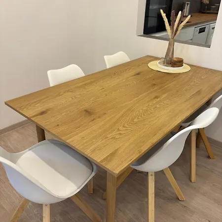 Holiday home Modernes In Parkplatz Kueche Ruhig Duisburg